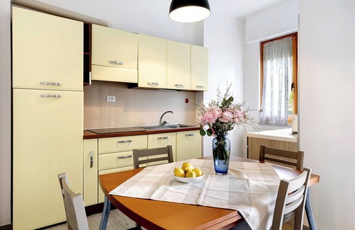 Finalborgo Apartment | Apartment Bilocale sul Borgo with Balconies & Wi-Fi
