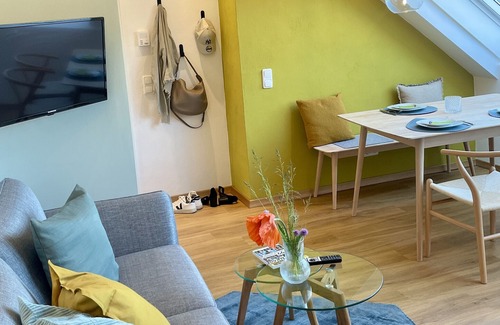 Koenigsberg in Bayern Apartment | Apartment 'Burgblick' with Mountain View and Wi-Fi