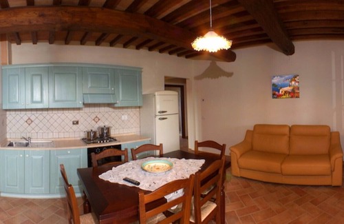 Lajatico Apartment | Apartment Camelia 4 + 4