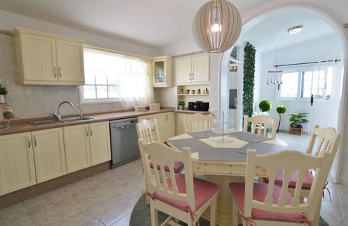 Chayofa Apartment | Apartment 'Casa Carmela' with Sea View, Shared Pool & Wi-Fi