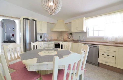 Chayofa Apartment | Apartment 'Casa Carmela' with Sea View, Shared Pool & Wi-Fi