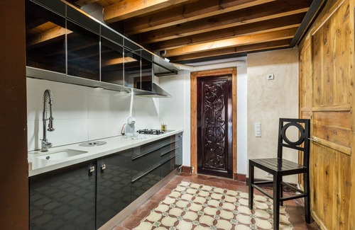 Murcia Apartment | Apartment 'Casa Catedral' with Balcony, Wi-Fi and Air Conditioning