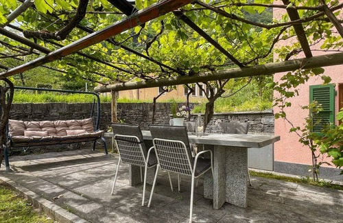 Foroglio Apartment | Apartment "Casa Delia" with private garden