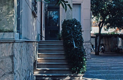 Cava de' Tirreni Apartment | Apartment 'Casa Savina' with Balcony and Wi-Fi