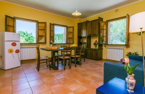 Montespertoli Apartment | Apartment Casolare Bretulla-2 by Interhome
