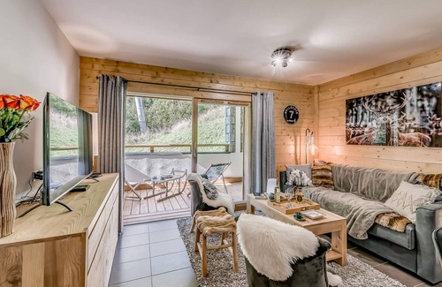 Champagny-en-Vanoise Apartment | Apartment Champagny-en-Vanoise, 2 bedrooms, 6 persons