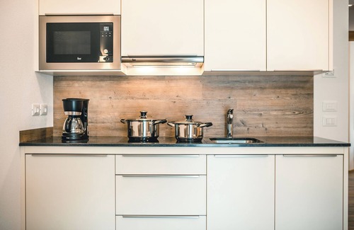 San Genesio Apartment | Apartment 'Chalet La Flüta Primula' with Mountain View, Balcony and Wi-Fi