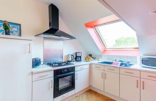 Plougonvelin Apartment | Apartment Chez Cathy by Interhome
