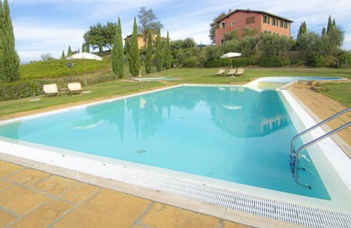 Stabbia Apartment | Apartment Corte in Poggio - Papavero in Cerreto Guidi - 4 persons, 1 bedrooms