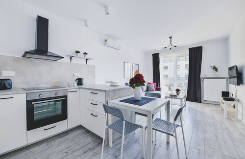 Mokotow Apartment | Apartment CYBERNETYKI 7 with A/C