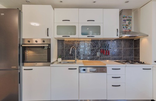Maslenica Apartment | Apartment Diva by Interhome