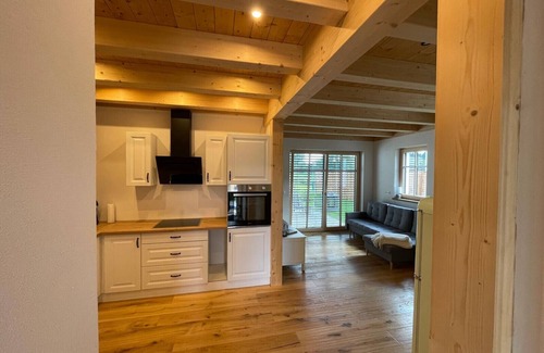 Friesenried Apartment | Apartment 'dahoimelig' with mountain view, private terrace and Wi-Fi