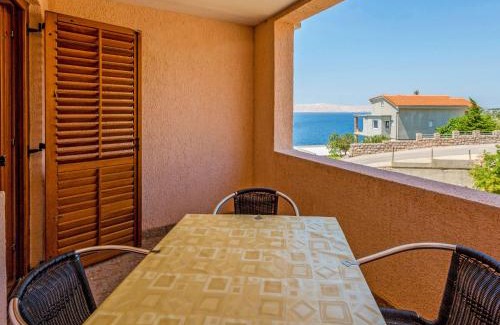 Cesarica Apartment | Apartment Delfin-9 by Interhome