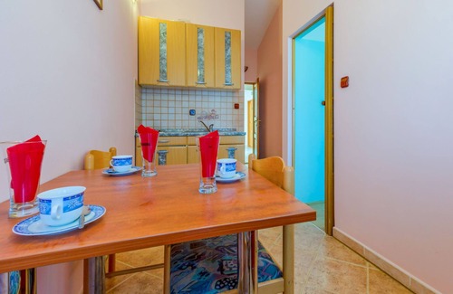Cesarica Apartment | Apartment Delfin by Interhome