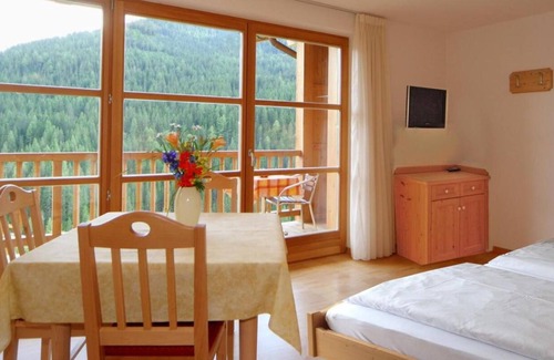 Badia Apartment | Apartment Devertimënt for 7 people - San Cassiano
