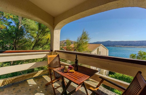 Zubovici Apartment | Apartment directly at the beach, 2 balconys, sea view and free WiFi
