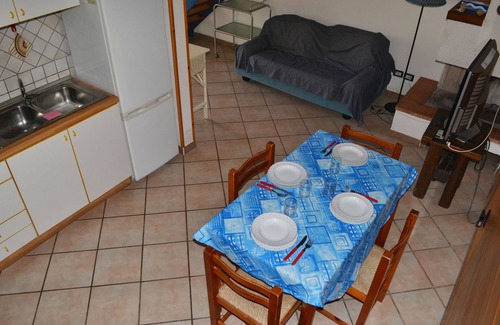 San Foca Apartment | Apartment Directly on the Beach with Air Conditioning and Terrace