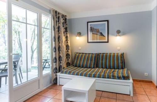 Lacanau-Ocean Apartment | Apartment Domaine Golf Resort by Interhome