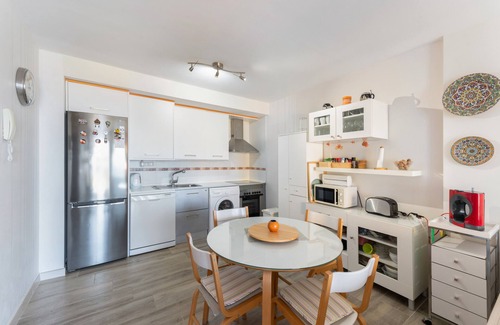 Tazacorte Apartment | Apartment 'Elegante' with Sea View, Balcony and Wi-Fi