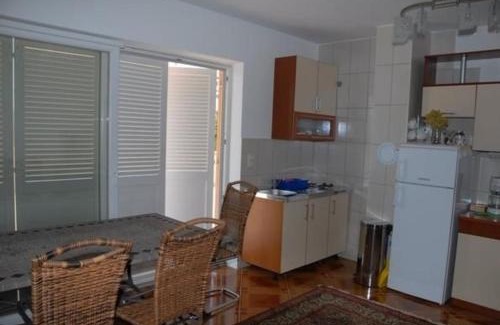 Povile Apartment | Apartment Enna unweit vom Meer
