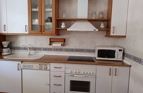 Consuegra Apartment | Apartment 'Entrada' with Shared Terrace, Wi-Fi and Air Conditioning