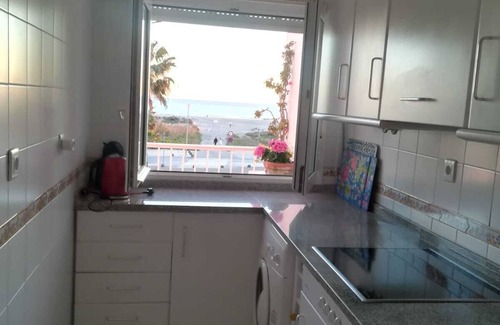 Conil de la Frontera City Center Apartment | APARTMENT CONIL DE LA FRONTERA, GARAGE, WIFI, PROMENADE 5 PERSO