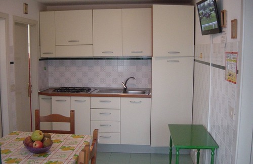Jesolo Apartment | Apartment 'Euroholiday 5A' with Wi-Fi
