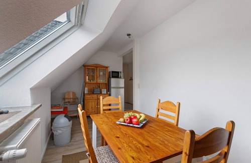 Heide Apartment | Apartment 'Family Küstenbrise' with Wi-Fi