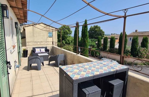 Fayence Apartment | APARTMENT FAYENCE T2 AU PIED DE FAYENCE