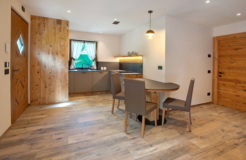 Livigno Apartment | Apartment 'Fedaría' with Mountain View, Wi-Fi and Air Conditioning