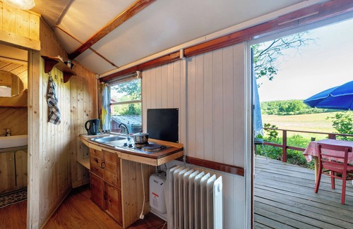 Ascheffel House | Apartment 'Ferien Tinyhaus Im Tal' with Private Terrace and Wi-Fi