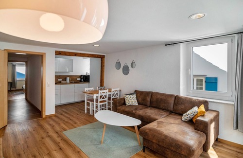 Bad Waldsee Apartment | Apartment 'Ferienwohnung 55' with Sea View and Wi-Fi