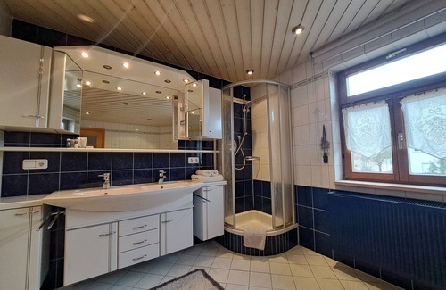 Gunzenhausen Apartment | Apartment 'Ferienwohnung Mit Privater Sauna' with Shared Garden, Balcony and Wi-Fi