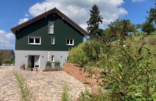 Loffenau Apartment | Apartment 'Ferienwohnung Fuchs' with Mountain View, Private Terrace and Wi-Fi