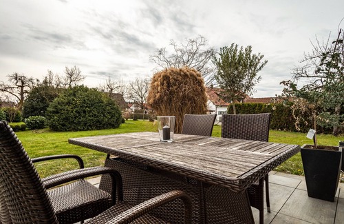 Lindau Apartment | Apartment 'Fewo Hotz Am Golfclub Lindau 2b' with Mountain View, Private Terrace and Wi-Fi