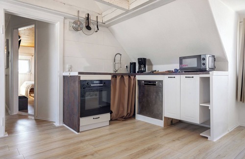 Wasserburg Apartment | Apartment 'Fischerhaus' with Lake View, Shared Garden and Wi-Fi