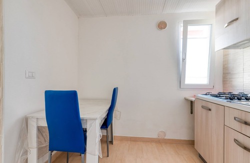 Torre Lapillo Apartment | Apartment 'Florence - Bilocale 1' with Private Terrace, Wi-Fi and Air Conditioning