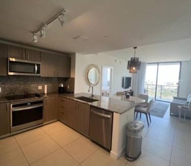 Doral Apartment | APARTMENT FOR RENT 2 BED 2 BATH 1 Parking DOWNTOWN DORAL