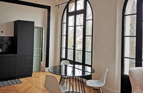 Montgeron Apartment | Apartment