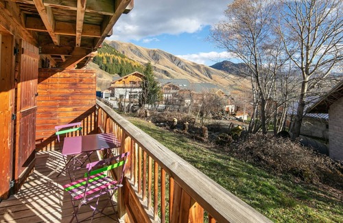 Saint-Sorlin-d'Arves Apartment | Apartment in Saint-Sorlin near Ski Resort