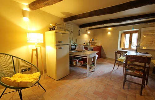 Fosdinovo Apartment | Apartment from other times