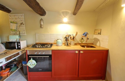 Fosdinovo Apartment | Apartment from other times