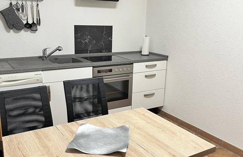 Imsbach Apartment | Apartment 'Gemütliche Einliegerwohnung' with Wi-Fi