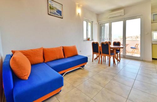 Cesarica Apartment | Apartment Golub-1 by Interhome
