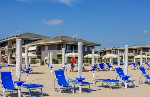 Silvi Marina Apartment | Apartment Green Marine- Palme- Ismare-8 by Interhome