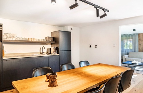 Berwang Apartment | Apartment 'Haus Berwang Bauernhaus' with Mountain View, Private Terrace and Wi-Fi