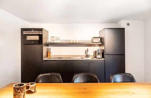 Berwang Apartment | Apartment 'Haus Berwang Bauernhaus' with Mountain View, Private Terrace and Wi-Fi