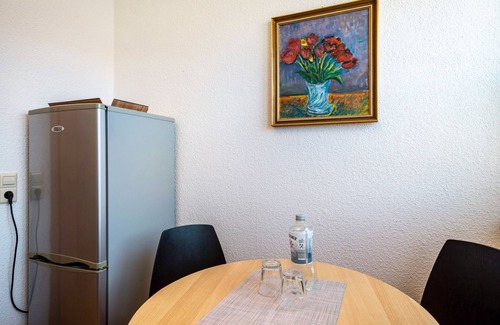 Langenargen Apartment | Apartment 'Haus Grete' with Lake View and Balcony