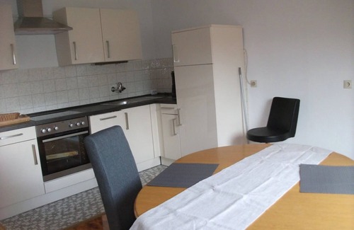 Fischbach bei Dahn Apartment | Apartment 'Hohenburg' with Mountain View, Shared Garden and Wi-Fi