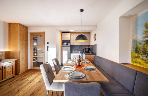 Acereto Apartment | Apartment 'Hubertus - Moosstock' with Mountain View, Private Terrace and Wi-Fi